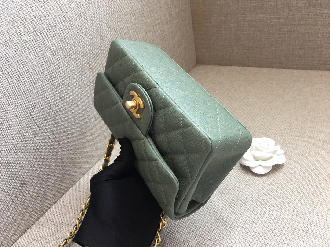 Small Classic Flap Caviar Bag A01116 Dark Green/Gold